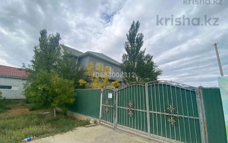 Отдельный дом · 9 комнат · 350 м² · 10 сот., мкр Атырау-2, Дендер 19 — Гос садик акку за 34 млн 〒 в мкр	Атырау-2 — фото 2