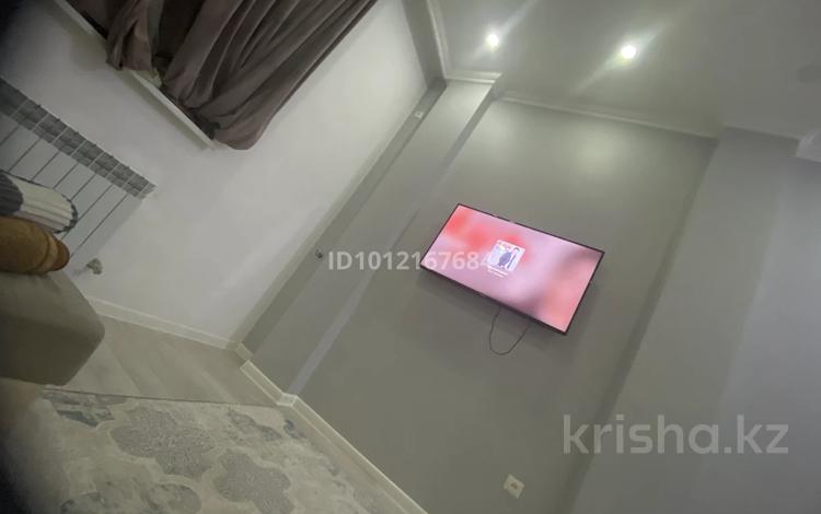 2-комнатная квартира · 92 м² · 5/5 этаж, 17-й мкр, 17-ш/а. 102 за 10 000 ₸ в Актау — фото 3