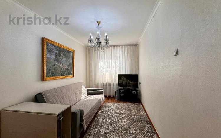 3-комнатная квартира, 61.4 м², 1/5 этаж, Назарбаева — Сатпаева