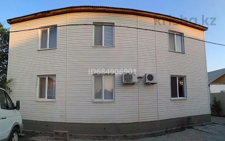 Отдельный дом • 6 комнат • 220 м² • 6 сот., Связной 2-1 — Тулебаева за 45 млн 〒 в Атырау — фото 4