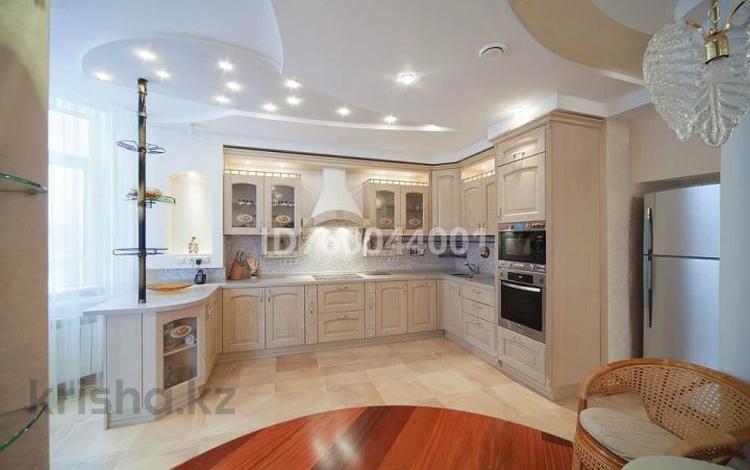 4 комнаты · 168 м² · 3 этаж, мкр 8, Марат Оспанова 58в за 38 000 ₸ в Актобе — фото 10