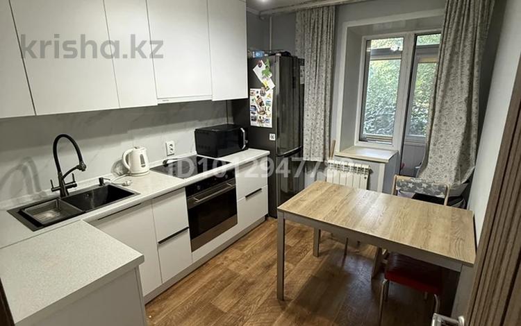 2-бөлмелі пәтер · 58 м² · 1/9 қабат, Пермитина 29, бағасы: 30 млн ₸ в Усть-Каменогорске — фото 2