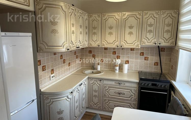 2-комнатная квартира · 45 м² · 2/5 этаж, мкр Новый Город, Ерубаева 31 — Ерубаева и Лободы за 230 000 〒 в Караганде, Казыбек би р-н — фото 2