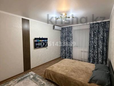 1-комнатная квартира · 43 м² · 3/5 этаж, мкр Кунаева 20/1 — В самом центре 6 мкр за 10 000 ₸ в Уральске