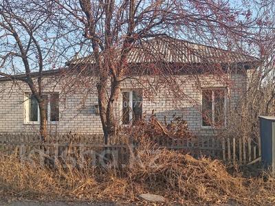 Отдельный дом · 3 комнаты · 70 м² · 6.1 сот., 6 линия 34 — Пересечение с улицей Железнякова за 12 млн 〒 в Семее