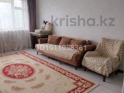 2-комнатная квартира · 55.5 м² · 5/5 этаж, Авиагородок 25 — С зади магазина Кутузовский. Напротив казпочты за 15 млн ₸ в Актобе, мкр Авиагородок