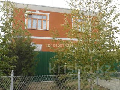 Отдельный дом · 7 комнат · 200 м² · 6 сот., Массив "Коктем" ул Абдирова за 90 млн ₸ в Жамбылской обл.