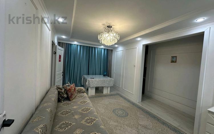 2-бөлмелі пәтер · 45 м² · 1/5 қабат, Абая 38 — Магазин Зорька, бағасы: 2 500 ₸ в Темиртау — фото 2