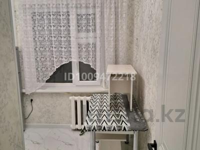 3-комнатная квартира · 56 м² · 2/5 этаж, Проспект Абая 28 — Магазин Абди за 230 000 〒 в 