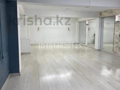 Еркін · 100 м², бағасы: 450 000 ₸ в Боралдае (Бурундай), мкр Водник-2