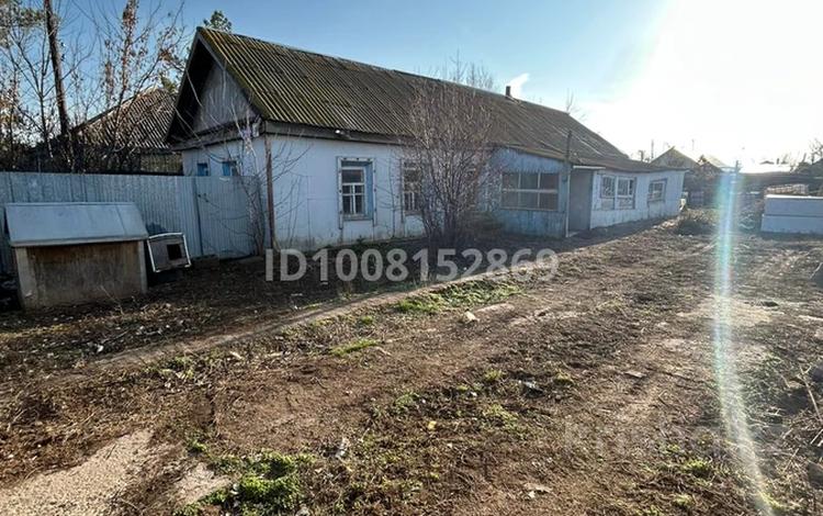 Жеке үй · 2 бөлме · 100 м² · 7 жүзд., Казахстанская 40 — Первая школа, бағасы: 6.5 млн ₸ в Аксае — фото 2