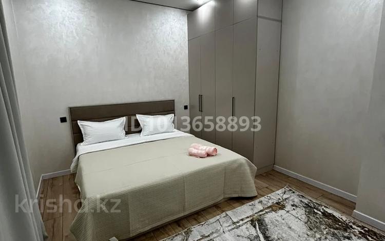 3-бөлмелі пәтер · 100 м² · 9/18 қабат, Абая 160 — Тургут Озала, бағасы: 40 000 ₸ в Алматы, Бостандыкский р-н — фото 2