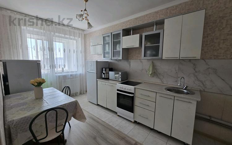 1-комнатная квартира · 39.1 м² · 9/22 этаж, Роза Багланова 6 за 27.5 млн ₸ в Астане, Нура р-н — фото 2