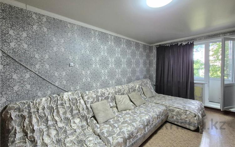 3-бөлмелі пәтер · 62 м² · 3/5 қабат, пр. Республики, бағасы: 13.5 млн ₸ в Темиртау — фото 2