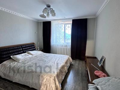 Жеке үй • 5 бөлмелер • 180 м² • 10 сот., Мкр 12 ВГ, бағасы: 81.5 млн 〒 в Актобе