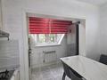 3-комнатная квартира · 75 м² · 1/9 этаж, мкр Аксай-2 26 за 300 000 ₸ в Алматы, Ауэзовский р-н — фото 2