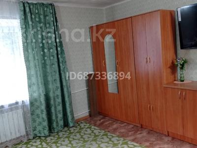 1-комнатная квартира, 31 м², 3/5 этаж помесячно, Ерубаева 50 за 120 000 〒 в Караганде, Казыбек би р-н