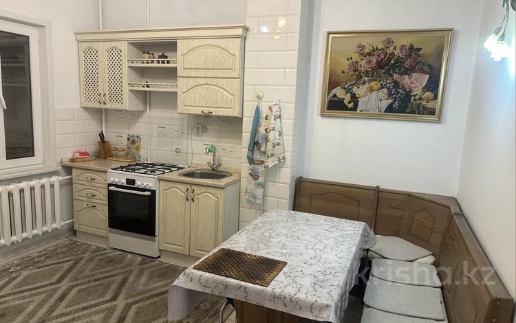4-комнатная квартира · 90 м² · 7/9 этаж, Серкебаева 112 — Старый адрес: Гагарина 282 ( возле Магнума) за 500 000 ₸ в Алматы, Бостандыкский р-н — фото 2