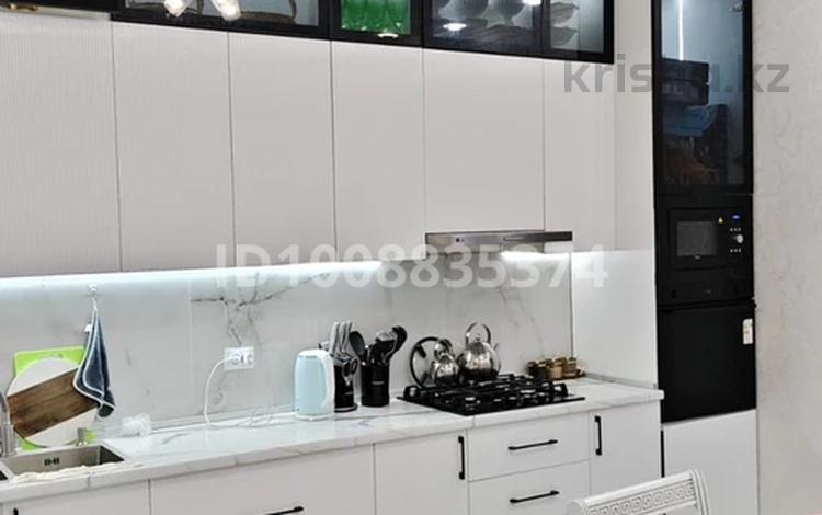 2-бөлмелі пәтер · 88 м² · 2/5 қабат, мкр. Алтын орда, Ораз татеулы 19 Б — Мәңгілік ел, бағасы: 40 млн ₸ в Актобе — фото 8