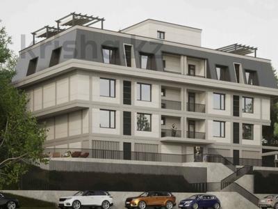 4-комнатная квартира · 120 м² · 2/3 этаж, Ладушкина 27 — Оспанова за 97 млн ₸ в Алматы, Медеуский р-н