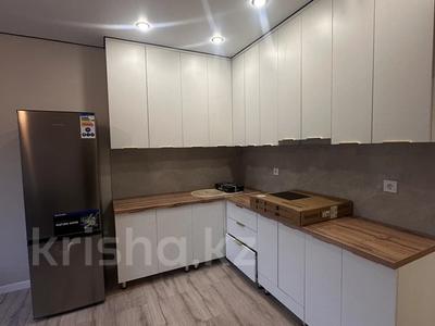 3-комнатная квартира · 74.5 м² · 8/10 этаж, Толе би 285/8 — Толе би матазалка за 56.5 млн ₸ в Алматы, Ауэзовский р-н