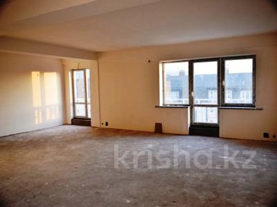 2-бөлмелі пәтер · 75 м² · 4/5 қабат, Таугүл-3 ш/а., Дауленова 100г — Жандосова, бағасы: ~ 48.8 млн ₸ в Алматы, Ауэзовский р-н