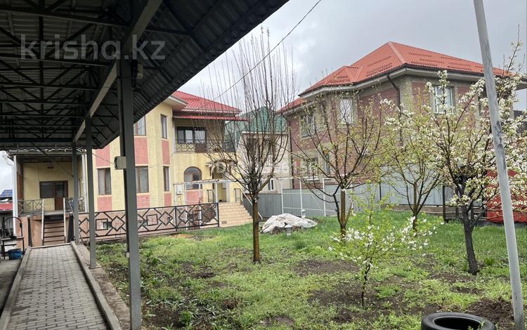Жеке үй · 6 бөлме · 326.9 м² · 8.5 сот., мкр Нур Алатау, Нурлы Байкенова 58 — Тауасарулы, бағасы: 350 млн 〒 в Алматы, Бостандыкский р-н — фото 2