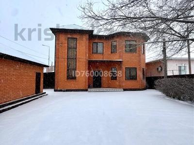 Отдельный дом · 5 комнат · 193 м² · 519 сот., мкр. Алмагуль, Тауман Амандосова 37 — Магазин Уш Жулдыз за 75 млн 〒 в Атырау