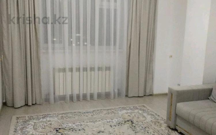 2-комнатная квартира · 60 м² · 12/12 этаж, Дукенулы 38/1 за 250 000 ₸ в Астане, Сарыарка р-н — фото 2
