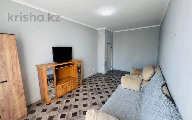 1-комнатная квартира · 42.2 м² · 2/10 этаж, Кенесары 64 за ~ 22.8 млн ₸ в Астане, р-н Байконур — фото 3