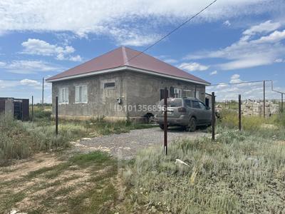 Жеке үй · 3 бөлме · 105 м² · 16 жүзд., Алтын орда ш/а. — СК Милосердие где Саздинское лесничество, за тойота центром возле нового строящегося стадиона, бағасы: 25.5 млн ₸ в Актобе, мкр. Алтын орда