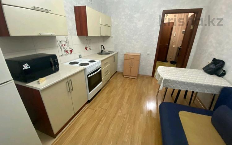 2-бөлмелі пәтер · 50 м² · 8/12 қабат, Торайгырова 2 — Сейфуллина, бағасы: 170 000 ₸ в Астане, р-н Байконур — фото 4