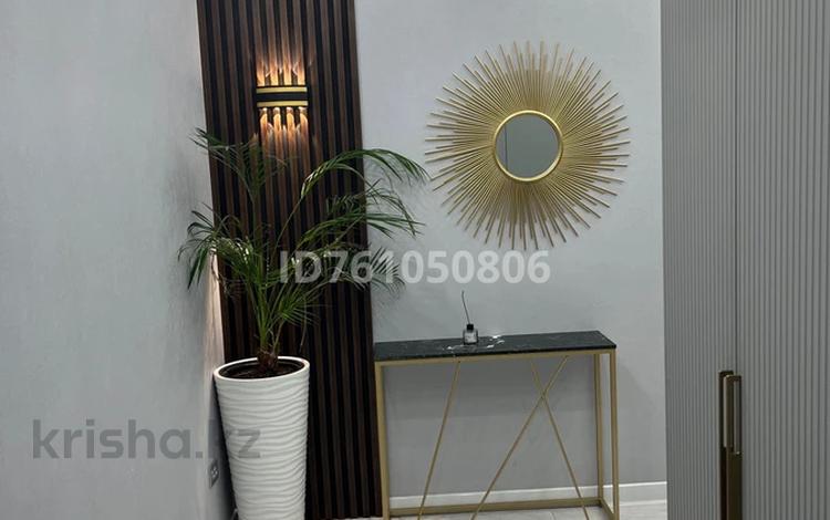 2-бөлмелі пәтер · 82 м² · 6/7 қабат, 16-ш/а. 33/3 — Жк жануя, бағасы: 290 000 ₸ в Актау, 16-й мкр  — фото 2