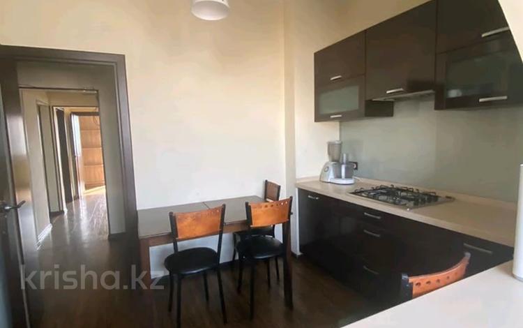 3-комнатная квартира · 72 м² · 9/9 этаж, мкр Аксай-4 79 за 45.9 млн ₸ в Алматы, Ауэзовский р-н — фото 2