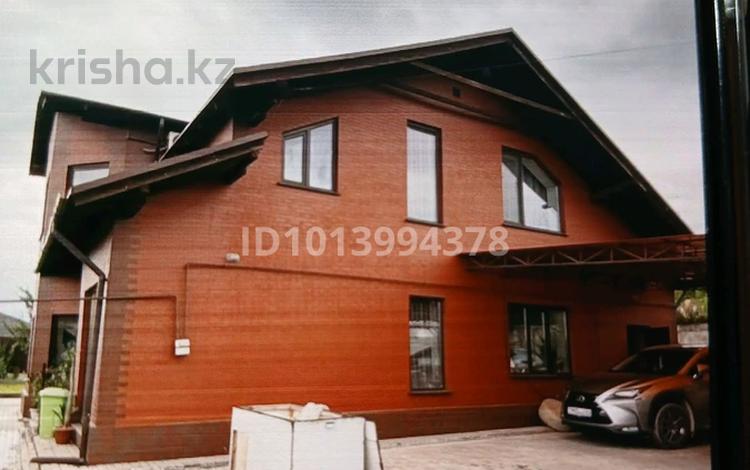 Отдельный дом · 4 комнаты · 176 м² · 10 сот., мкр Таусамалы — Жандосова Мереке за 90 млн ₸ в Алматы, Наурызбайский р-н — фото 10