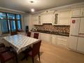 5-бөлмелі пәтер · 220 м² · 3/3 қабат, Дурумбетова 26Б, бағасы: 400 000 ₸ в Таразе