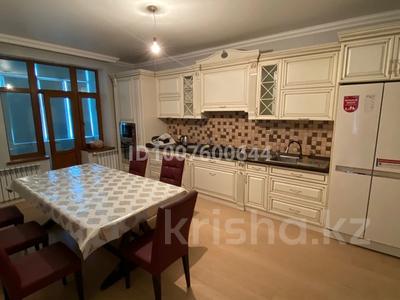 5-бөлмелі пәтер · 220 м² · 3/3 қабат, Дурумбетова 26Б, бағасы: 400 000 ₸ в Таразе