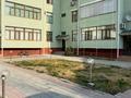 5-бөлмелі пәтер · 220 м² · 3/3 қабат, Дурумбетова 26Б, бағасы: 400 000 ₸ в Таразе — фото 11