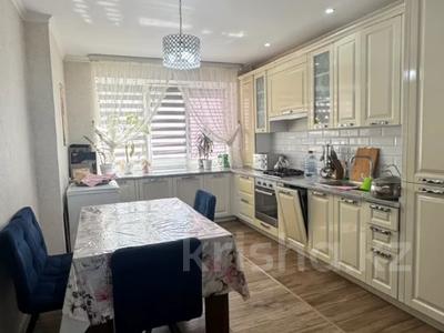 3-комнатная квартира · 100 м² · 3/5 этаж, мкр. Алтын орда 5/2 за 41 млн ₸ в Актобе