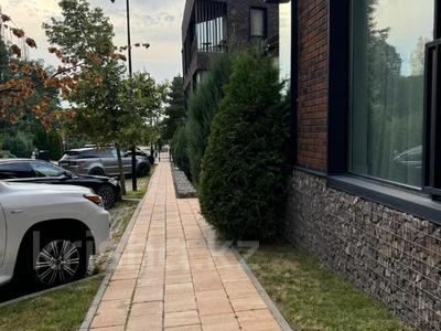 4-комнатная квартира · 126.8 м² · 2/3 этаж, Аль- Фараби — Каппарова за 160 млн ₸ в Алматы, Медеуский р-н