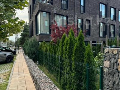 4-комнатная квартира · 126.8 м² · 2/3 этаж, Аль- Фараби — Каппарова за 150 млн ₸ в Алматы, Медеуский р-н