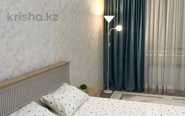 1-комнатная квартира · 48 м² · 8/10 этаж, мкр Нурсая, Т. Жумагалиева 10 за 3 500 ₸ в Атырау — фото 2