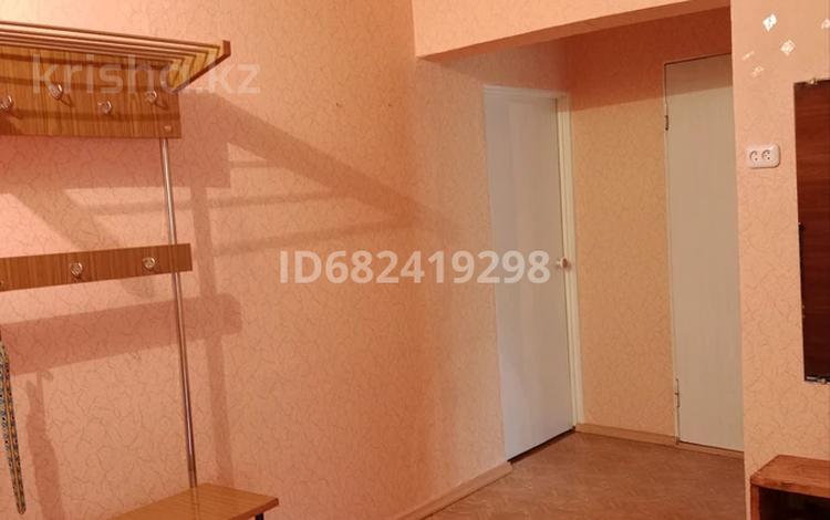 3-комнатная квартира · 64.1 м² · 1/5 этаж, мкр Юго-Восток, Мкр Степной 3 4 — Район магазина Норма за 23 млн ₸ в Караганде, Казыбек би р-н — фото 2