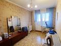 3-комнатная квартира · 67.9 м² · 5/12 этаж, мкр Аксай-2 13а за 45 млн ₸ в Алматы, Ауэзовский р-н — фото 12