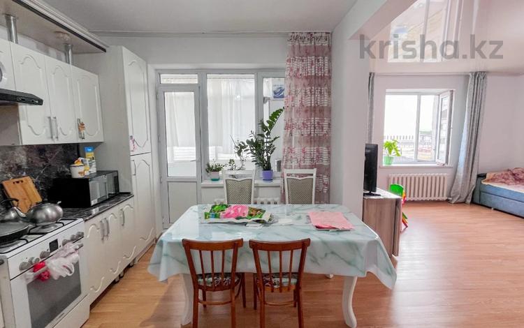 3-комнатная квартира · 89.7 м² · 5/5 этаж, Проспект Астана за 36 млн ₸ в Талдыкоргане, мкр Болашак — фото 2