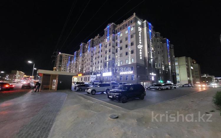 3-бөлмелі пәтер · 137.7 м² · 4/8 қабат, 19-й мкр, 19-ш/а. 43, бағасы: 65 млн ₸ в Актау — фото 2