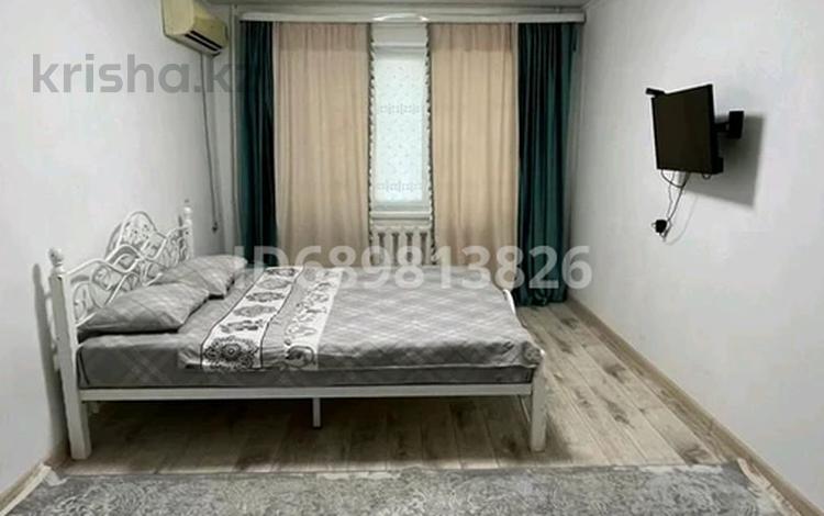 1-комнатная квартира · 40 м², мкр 11 85 за 2 000 〒 в Актобе — фото 2