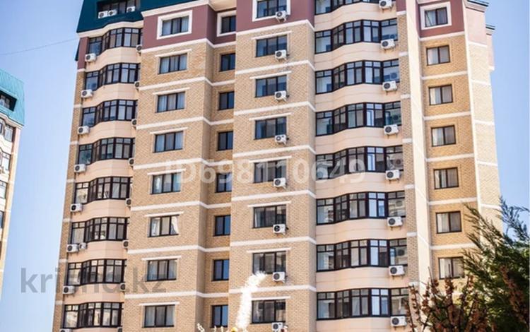 Свободное назначение, офисы, магазины и бутики, склады, общепит, салоны красоты, медцентры и аптеки, образование, развлечения · 325.5 м² за 185 млн 〒 в Атырау, мкр Жилгородок — фото 2