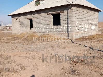 Отдельный дом · 4 комнаты · 100 м² · 10 сот., Байдалы 69 — Оралманда 24 мектептің жанында за 10 млн 〒 в Туркестане