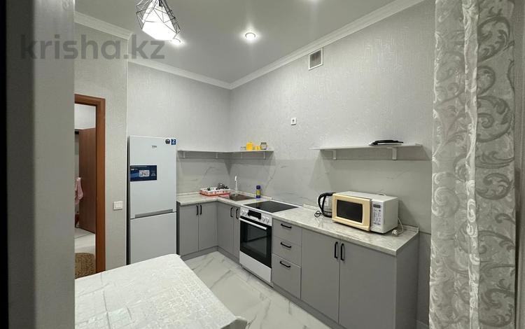 1-бөлмелі пәтер · 40 м² · 9/10 қабат, Культегин 11, бағасы: 200 000 ₸ в Астане, Нура р-н — фото 2